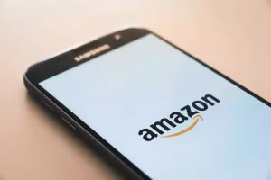 [Verified] Here’s How to Contact Amazon Customer Service!